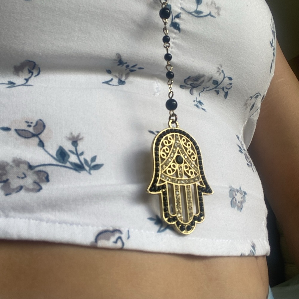 🌼 Urban Outfitters Hamsa Rosery 🪬 - Picture 5 of 9